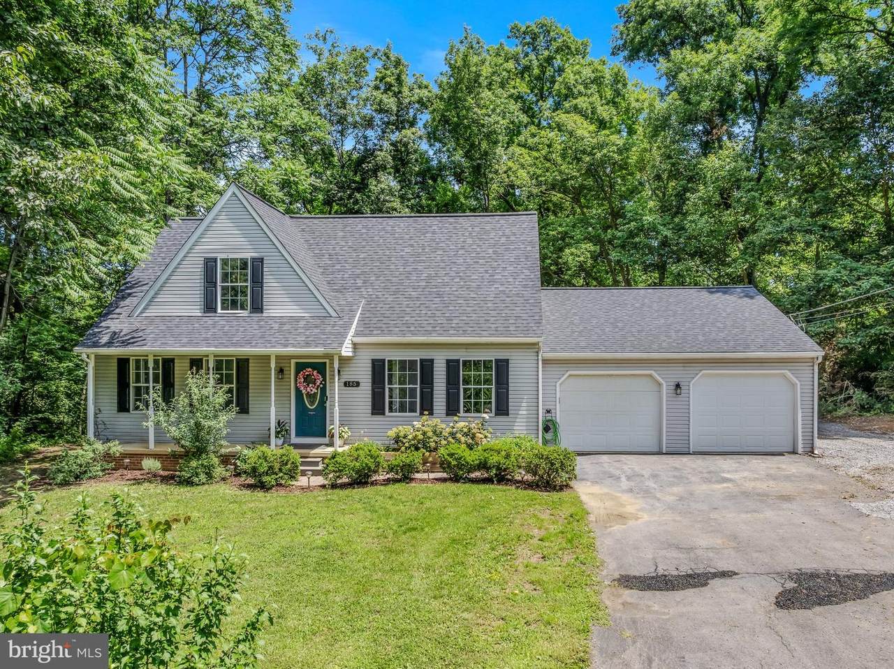 185 Tara Drive - Photo 1