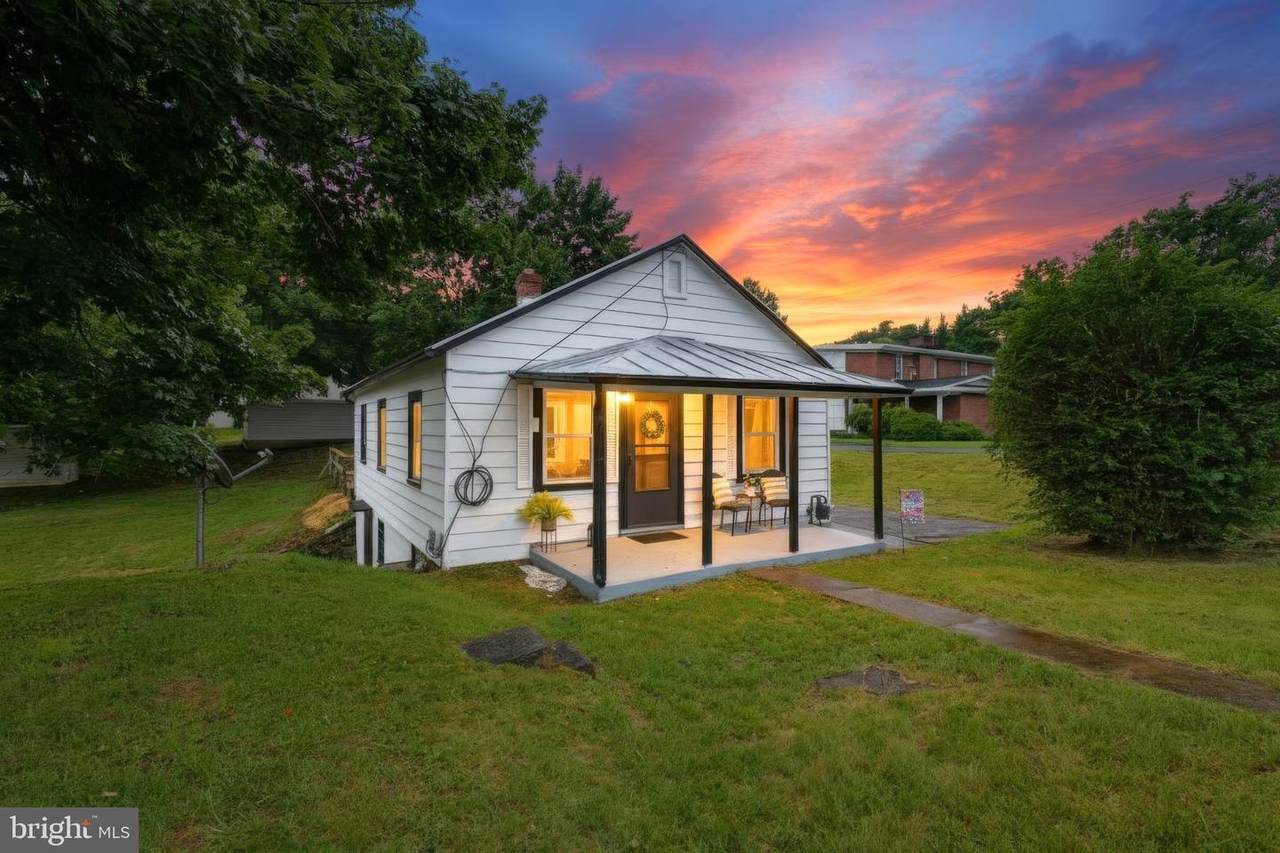 601 Grubert Avenue - Photo 1