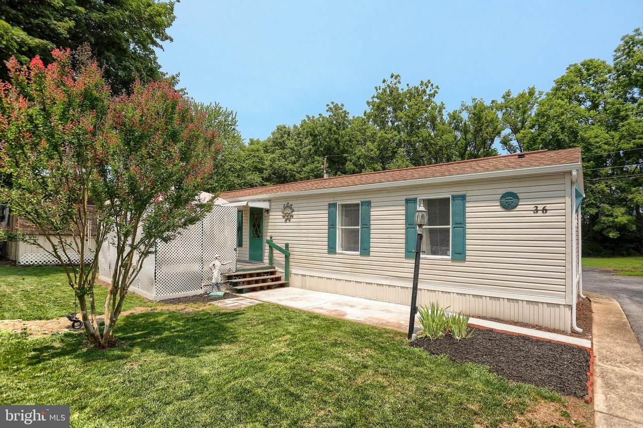 36 Garden Parkway - Photo 1