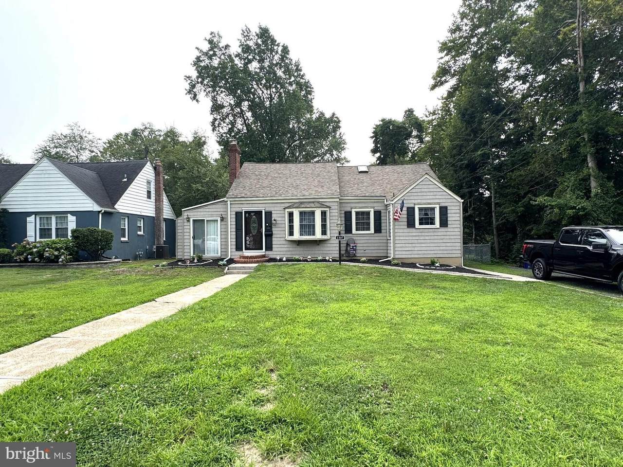 1307 Highland Avenue - Photo 1