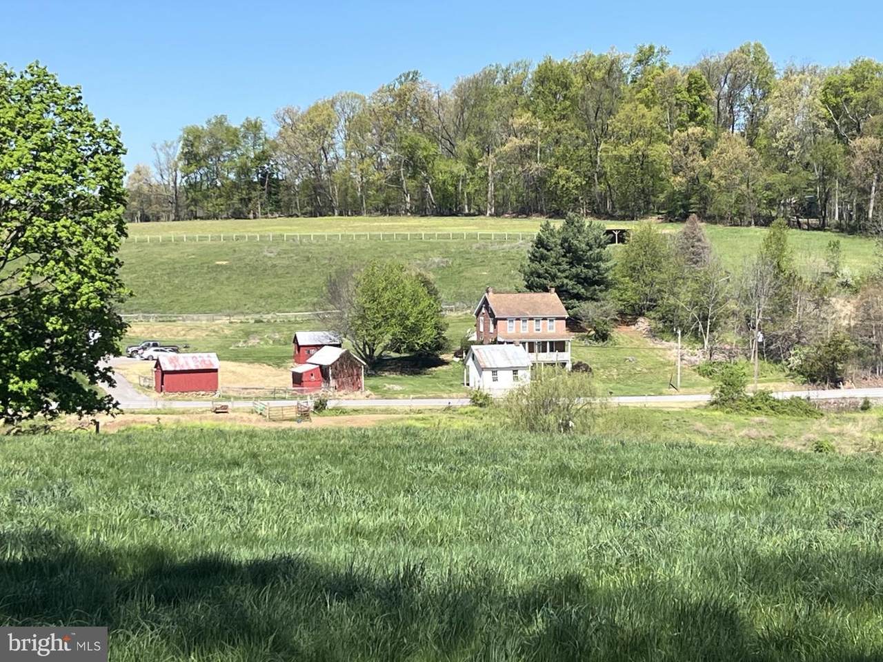 5048 Hildebrand Road - Photo 1