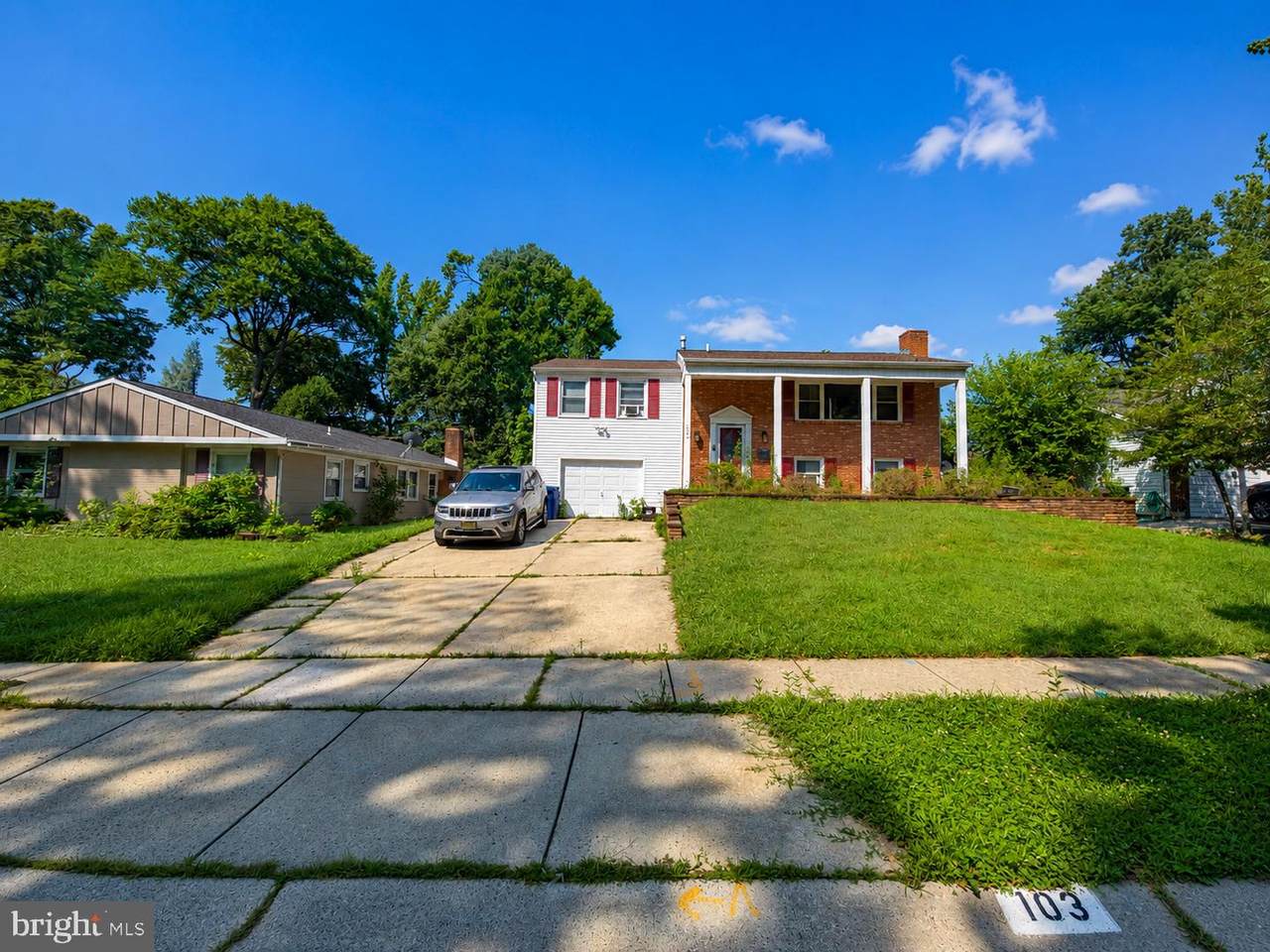103 Niagara Lane - Photo 1