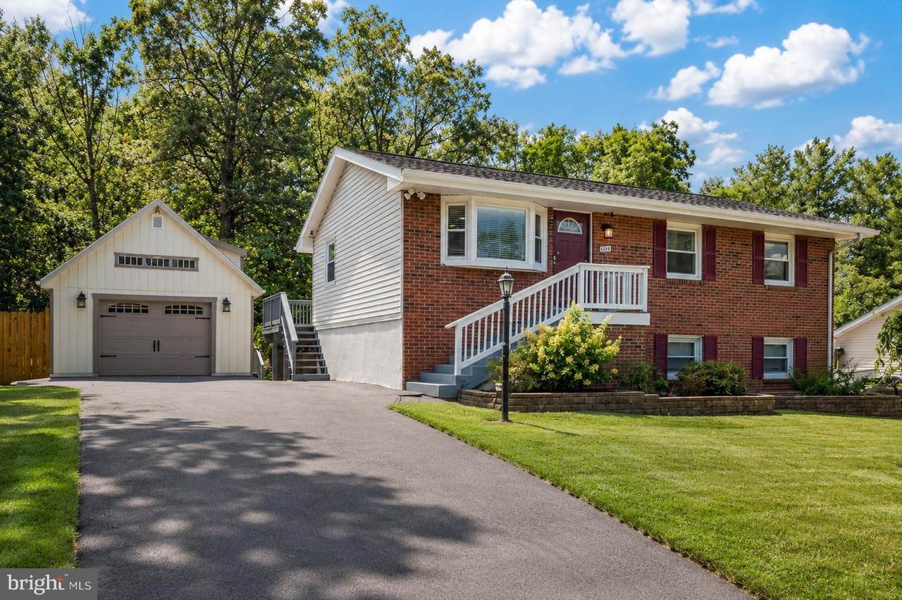 904 Roanoke Road - Photo 1