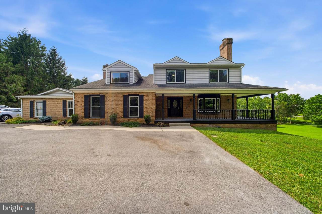 12424 Falls Road - Photo 1