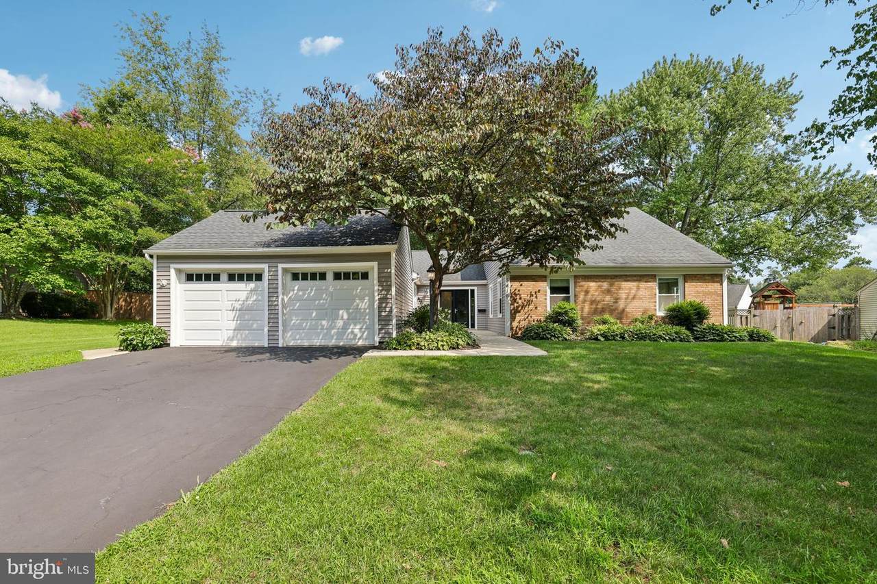 1410 Knights Bridge Turn - Photo 1