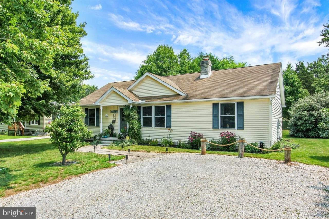 659 Curtis Drive - Photo 1