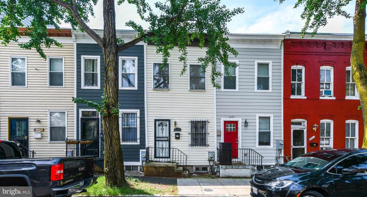 1651 Gales Street - Photo 1