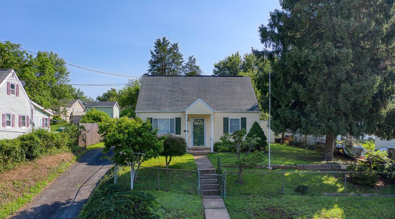 192 Cabbel Drive - Photo 1