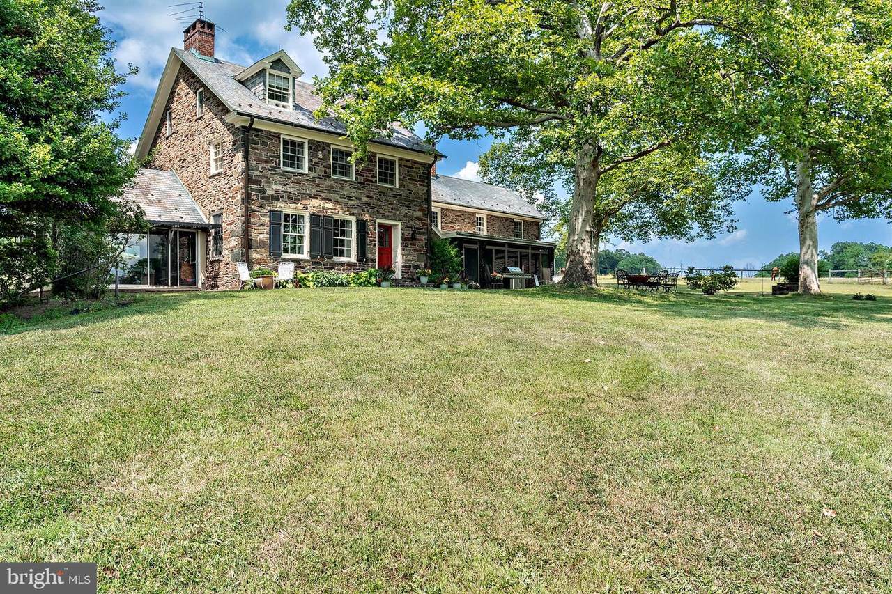60 Hunter Road - Photo 1