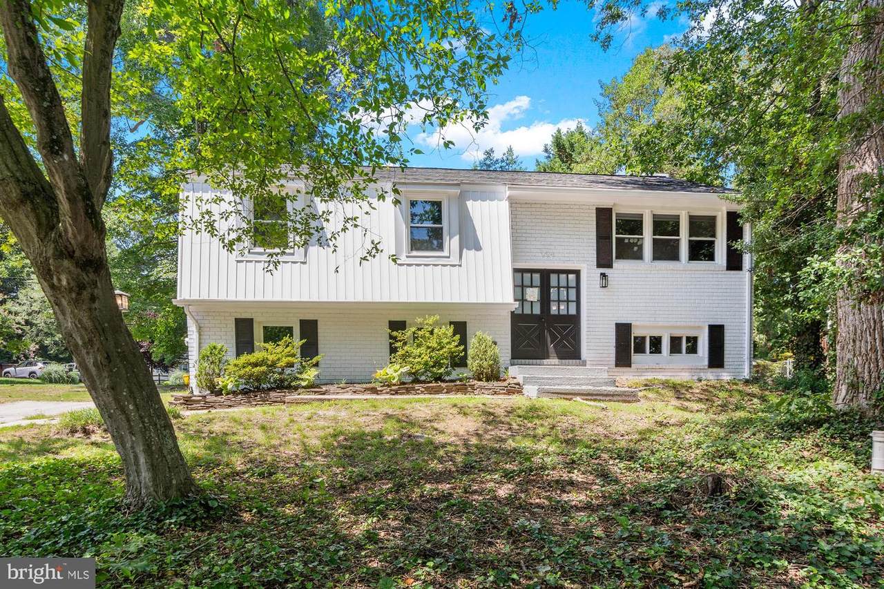 994 Hillendale Drive - Photo 1