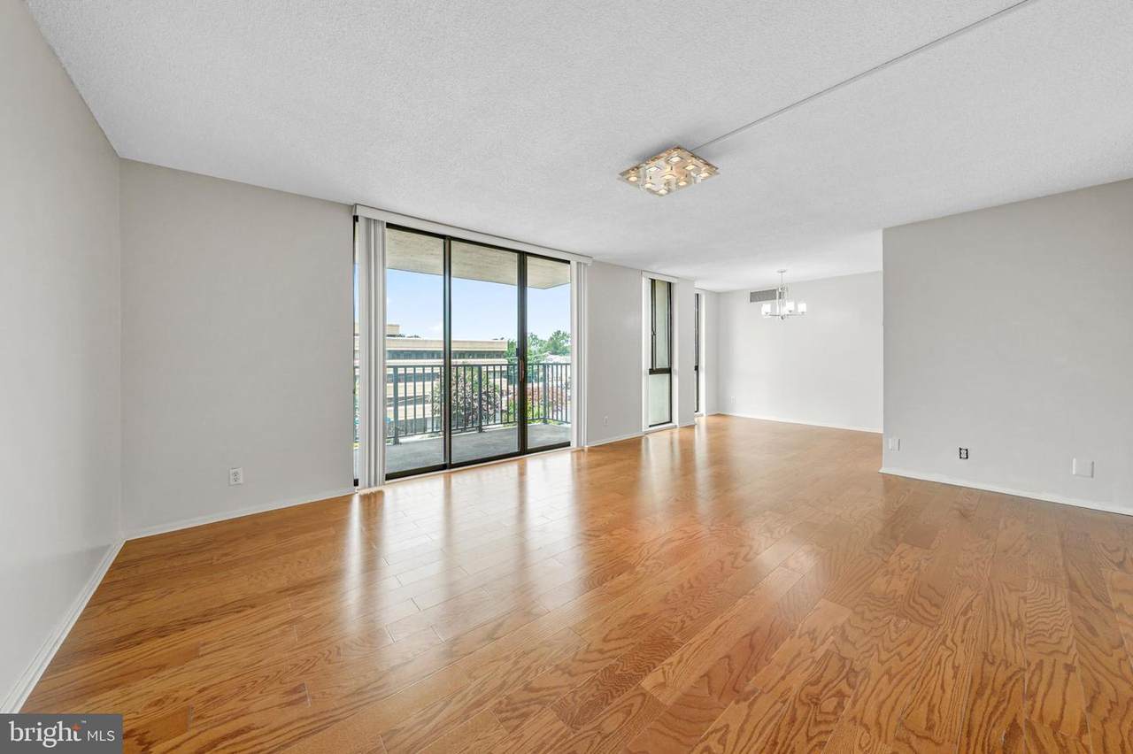 6800 Fleetwood Road - Photo 1