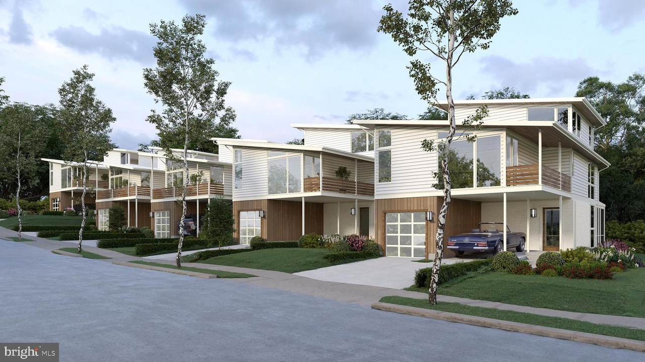 6517 77TH Street - Photo 1