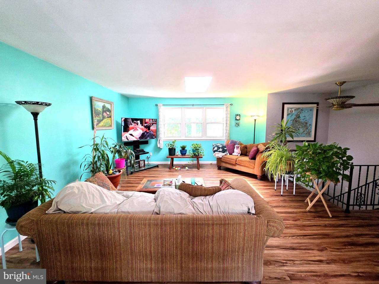 https://bt-photos.global.ssl.fastly.net/brightmls/1280_boomver_1_805156119080-2.jpg