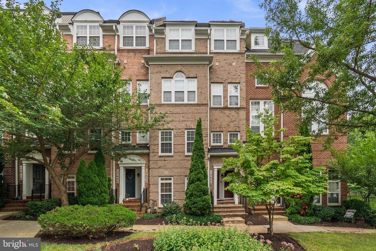 13624 Dover Cliffs Place - Photo 1