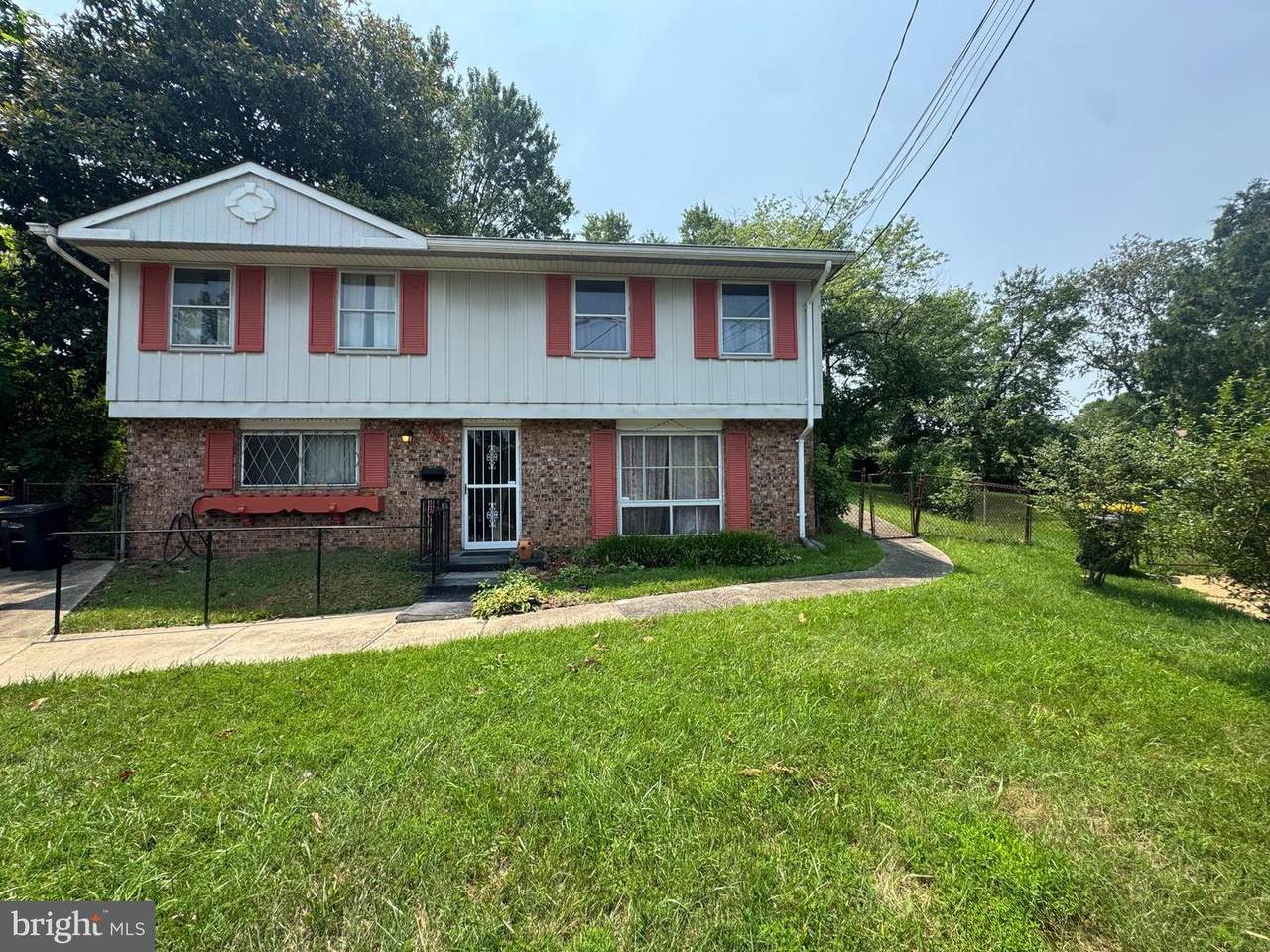 7909 Dellwood Avenue - Photo 1