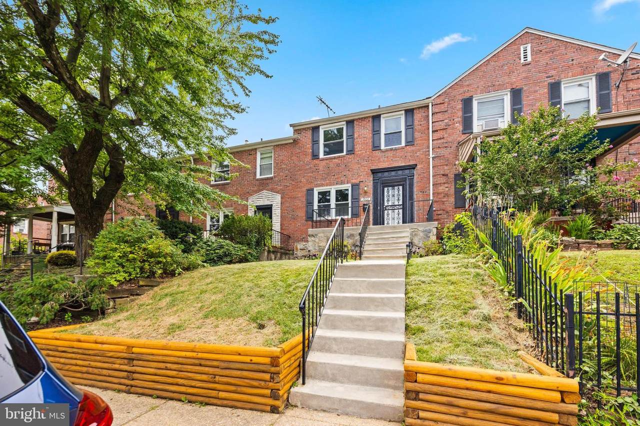 3906 Yolando Road - Photo 1