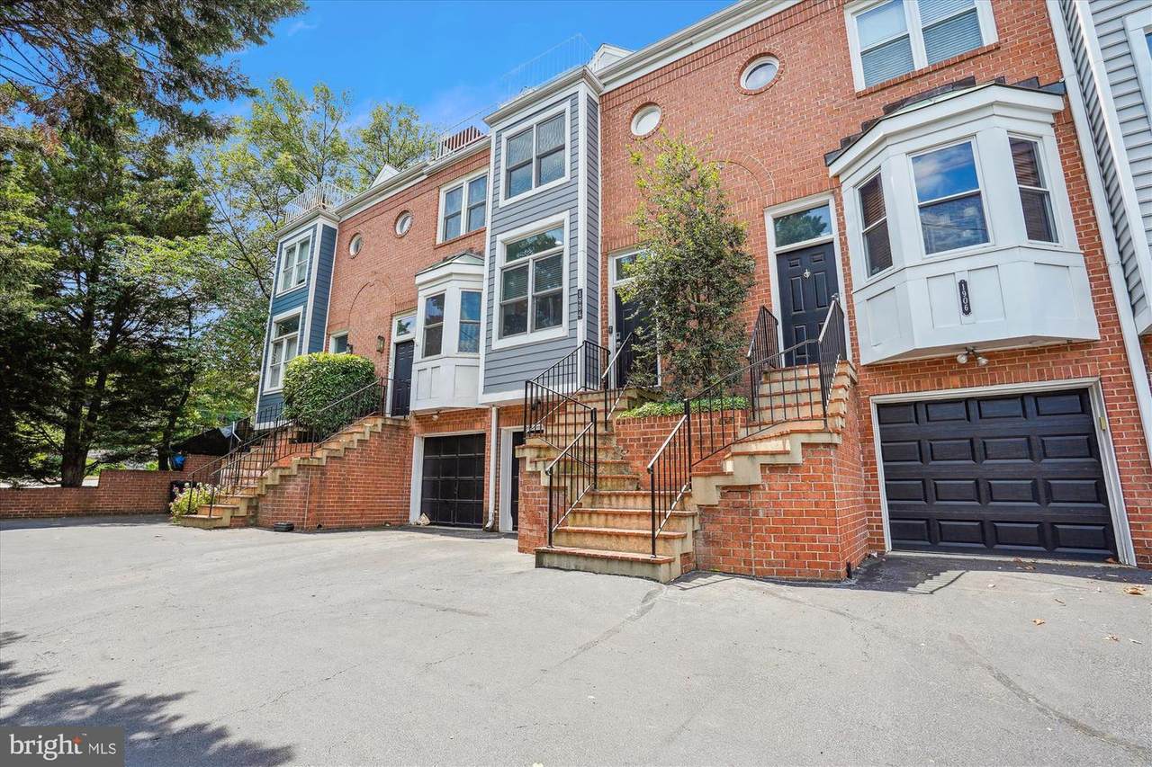 1904 Veitch Street - Photo 1