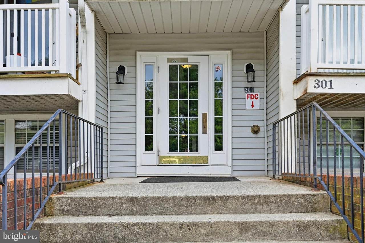 https://bt-photos.global.ssl.fastly.net/brightmls/1280_boomver_1_805158544882-2.jpg