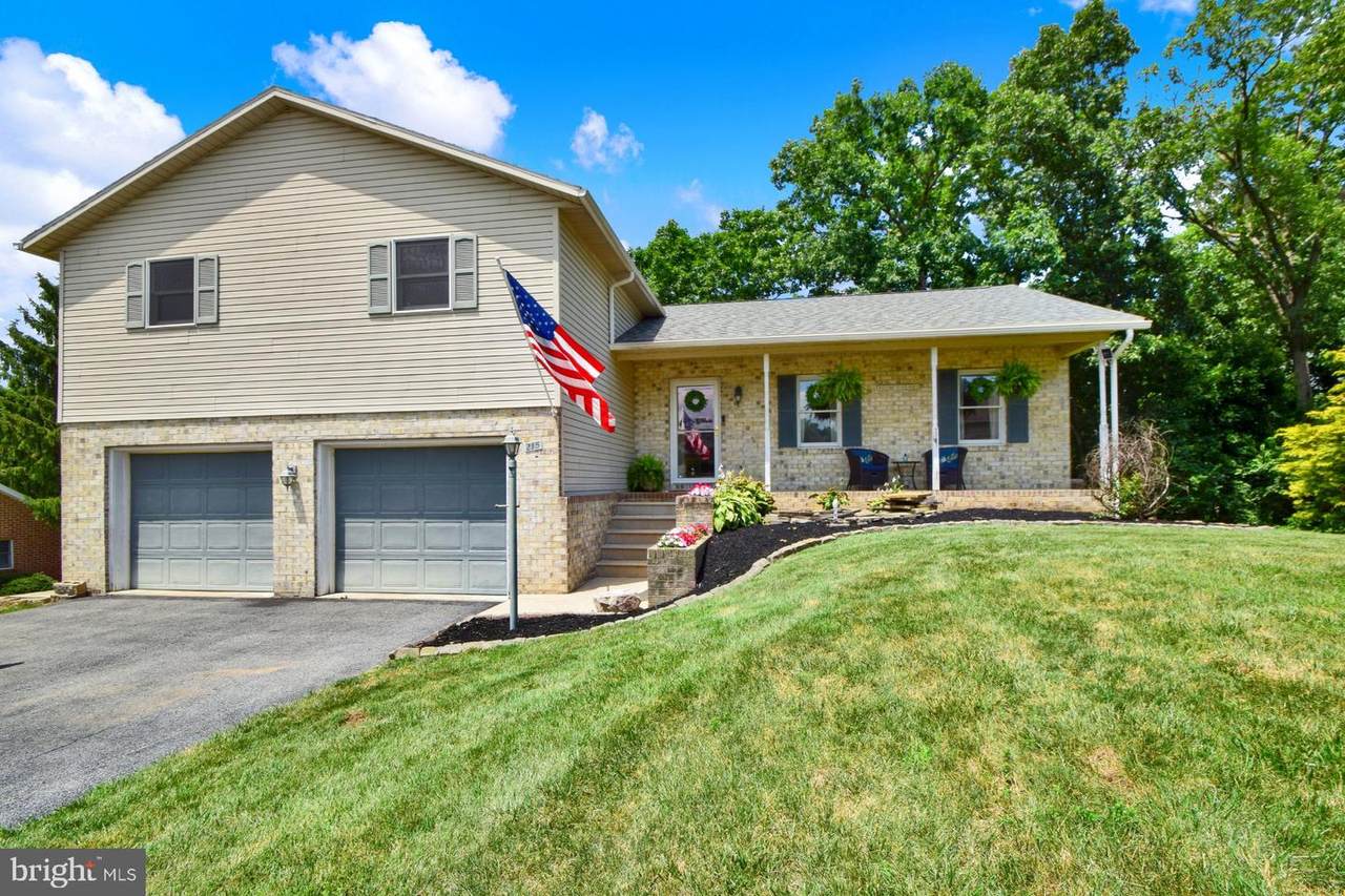 215 Opal Drive - Photo 1
