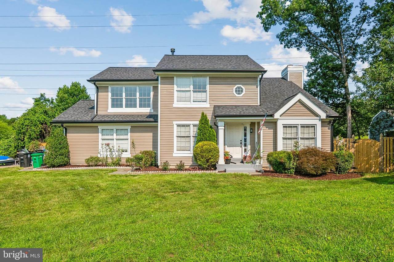 10606 Taunton Court - Photo 1