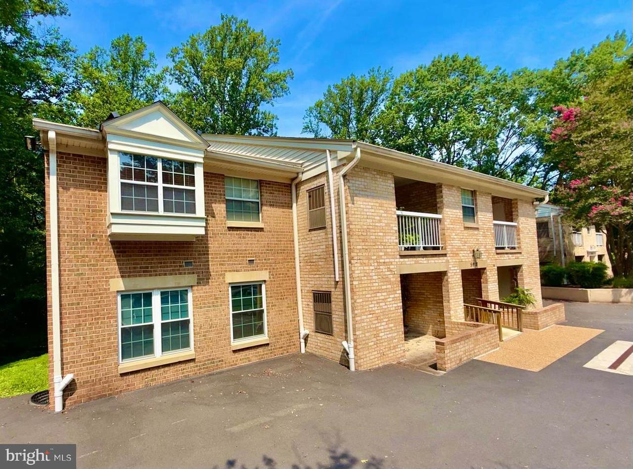 5918 Cove Landing Road - Photo 1