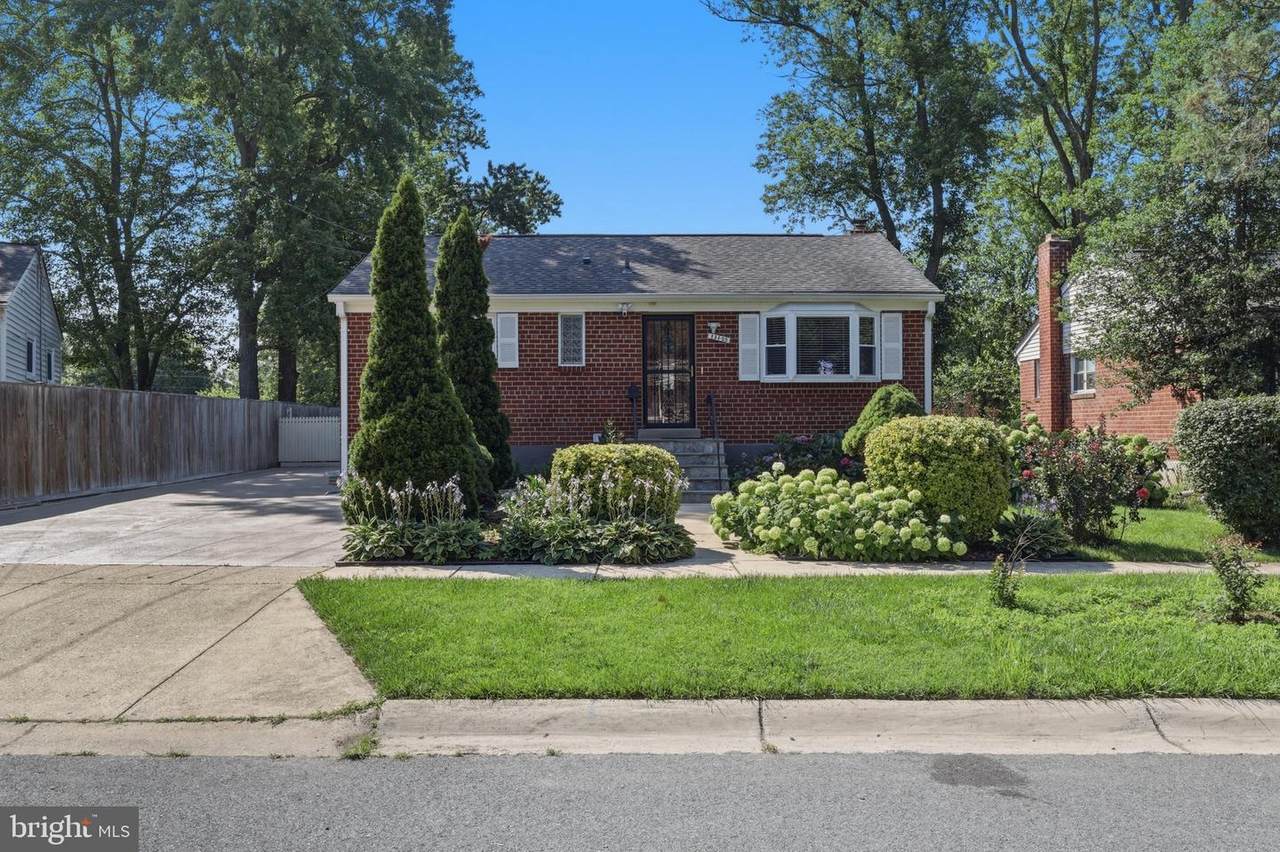 13105 Hallet Court - Photo 1
