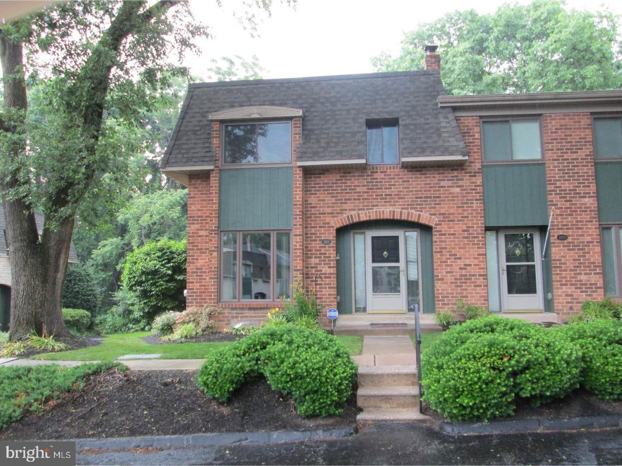 1111 Putnam Boulevard - Photo 1
