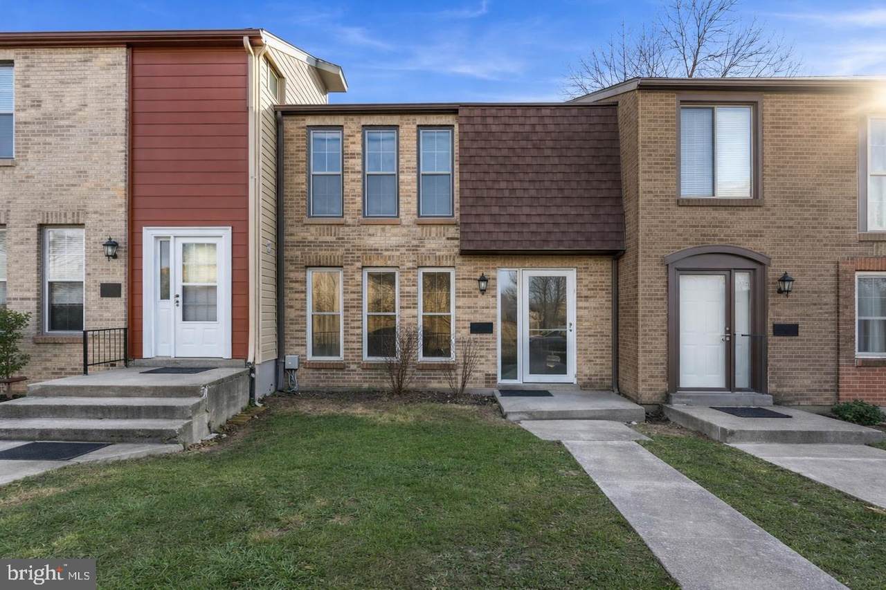 6911 Cipriano Woods Court - Photo 1