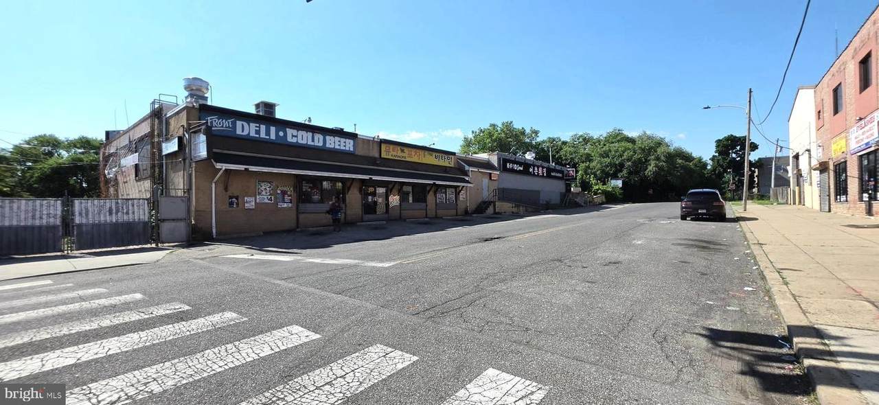 5501-00 Front Street - Photo 1