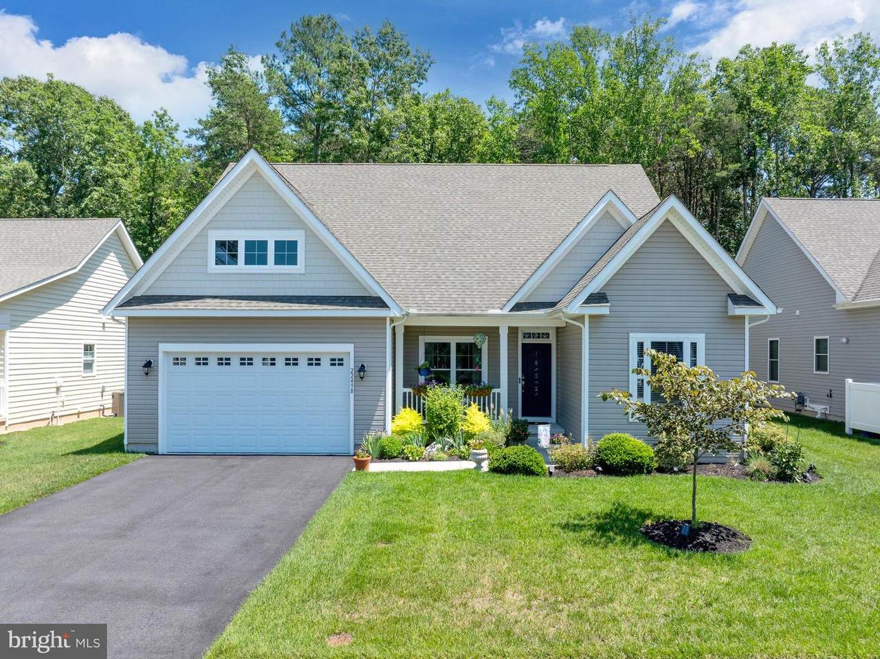 22498 Ridgecrest Drive - Photo 1