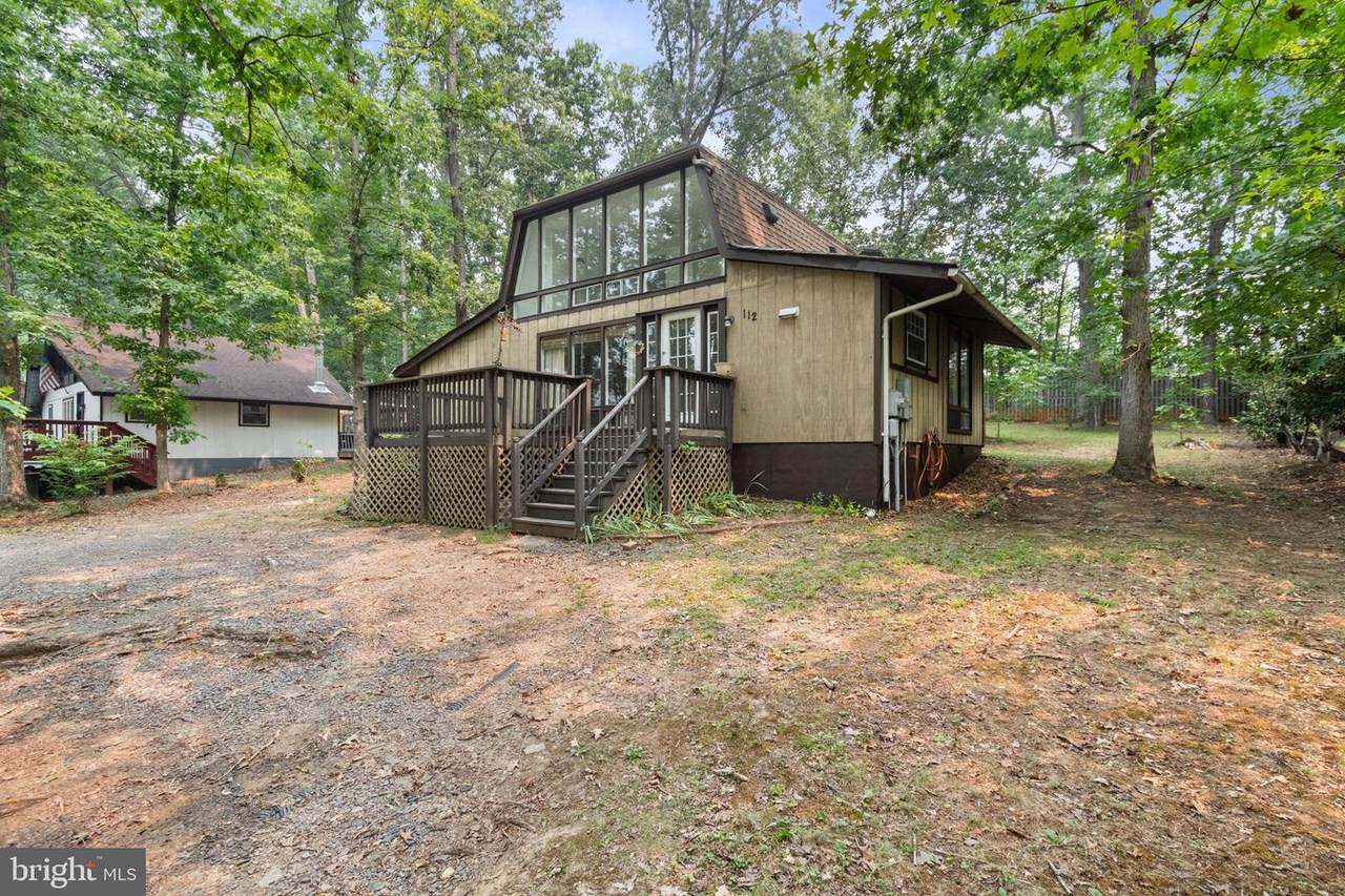 112 Lakeview Parkway - Photo 1