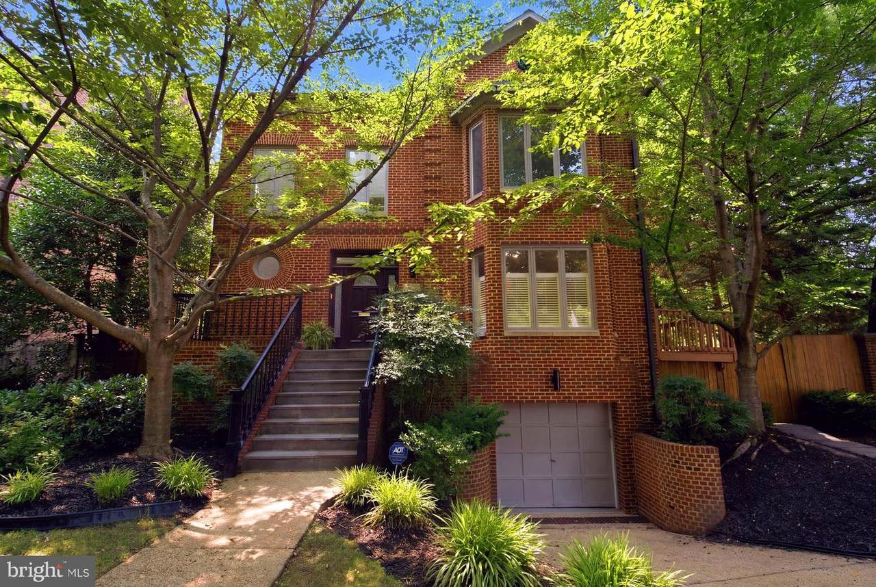 5430 Chevy Chase Parkway - Photo 1