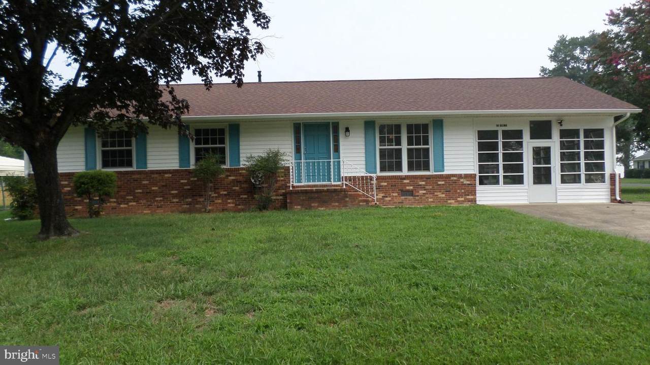 16 Alma Lane - Photo 1