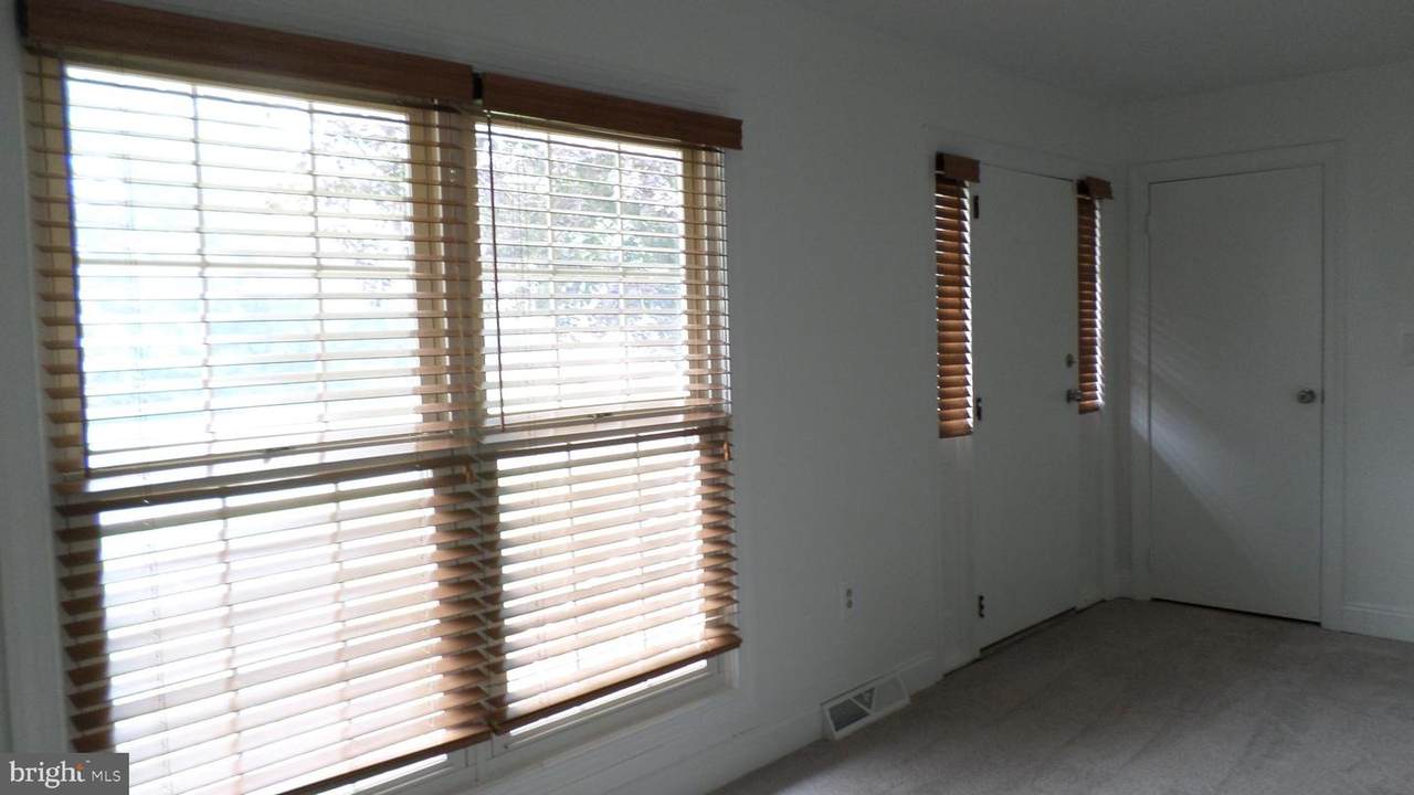 https://bt-photos.global.ssl.fastly.net/brightmls/1280_boomver_1_805163718400-2.jpg