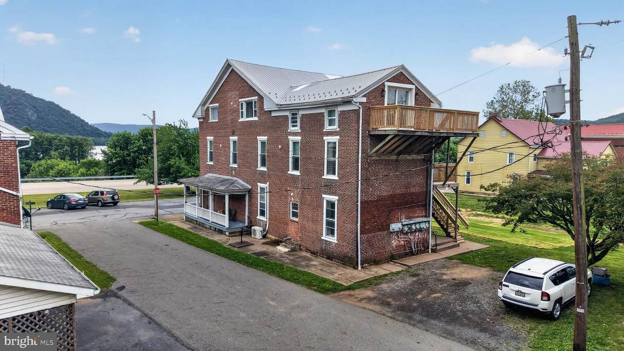 216 Front Street - Photo 1