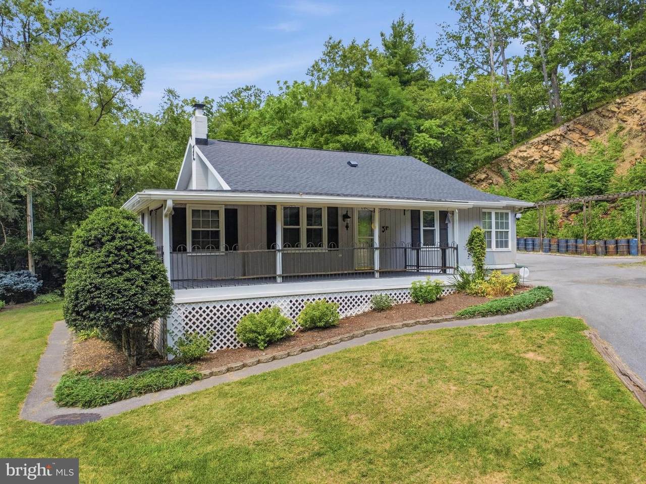 11733 Snug Harbor Lane - Photo 1