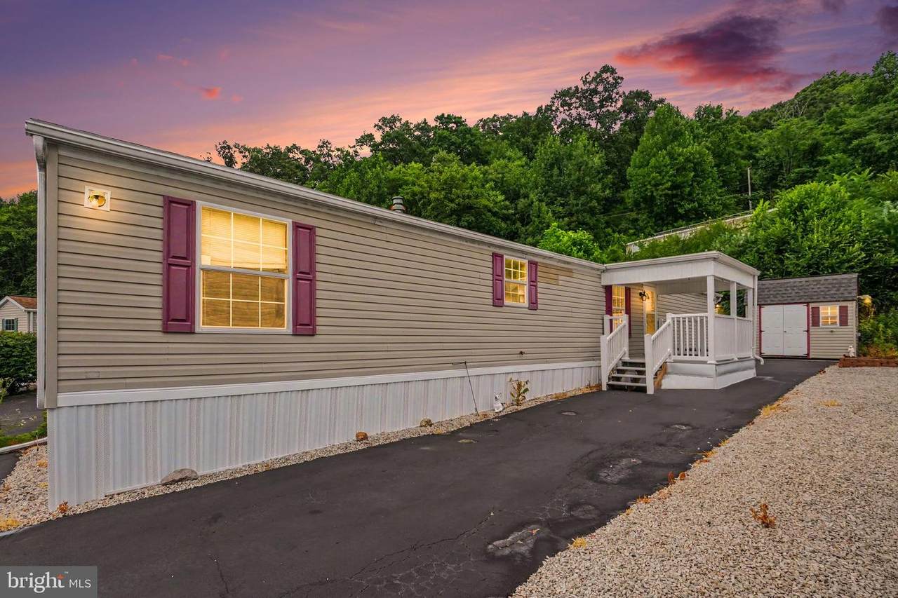 2461 Elizabeth Avenue - Photo 1