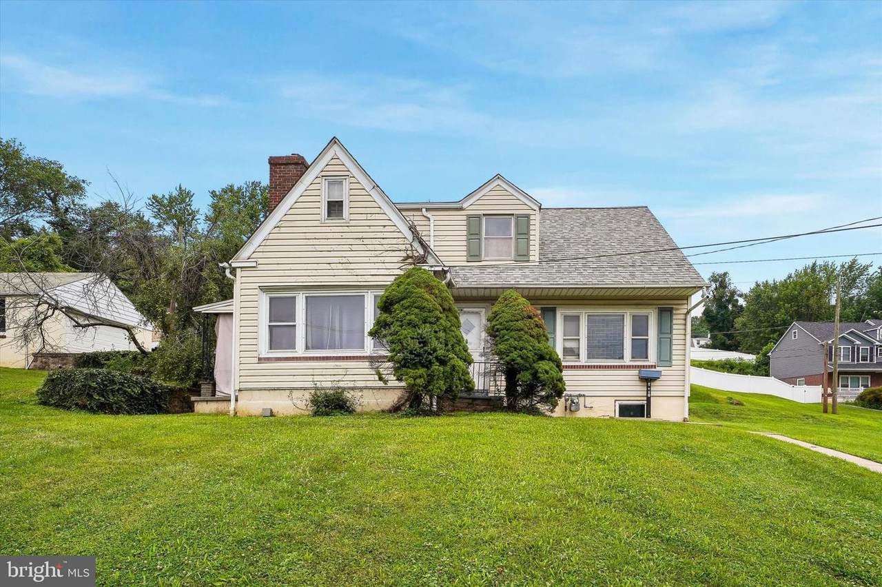 1210 Matsonford Road - Photo 1