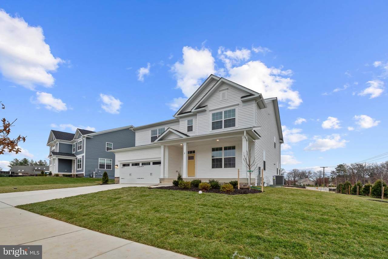 8120 Cypress Point Drive - Photo 1