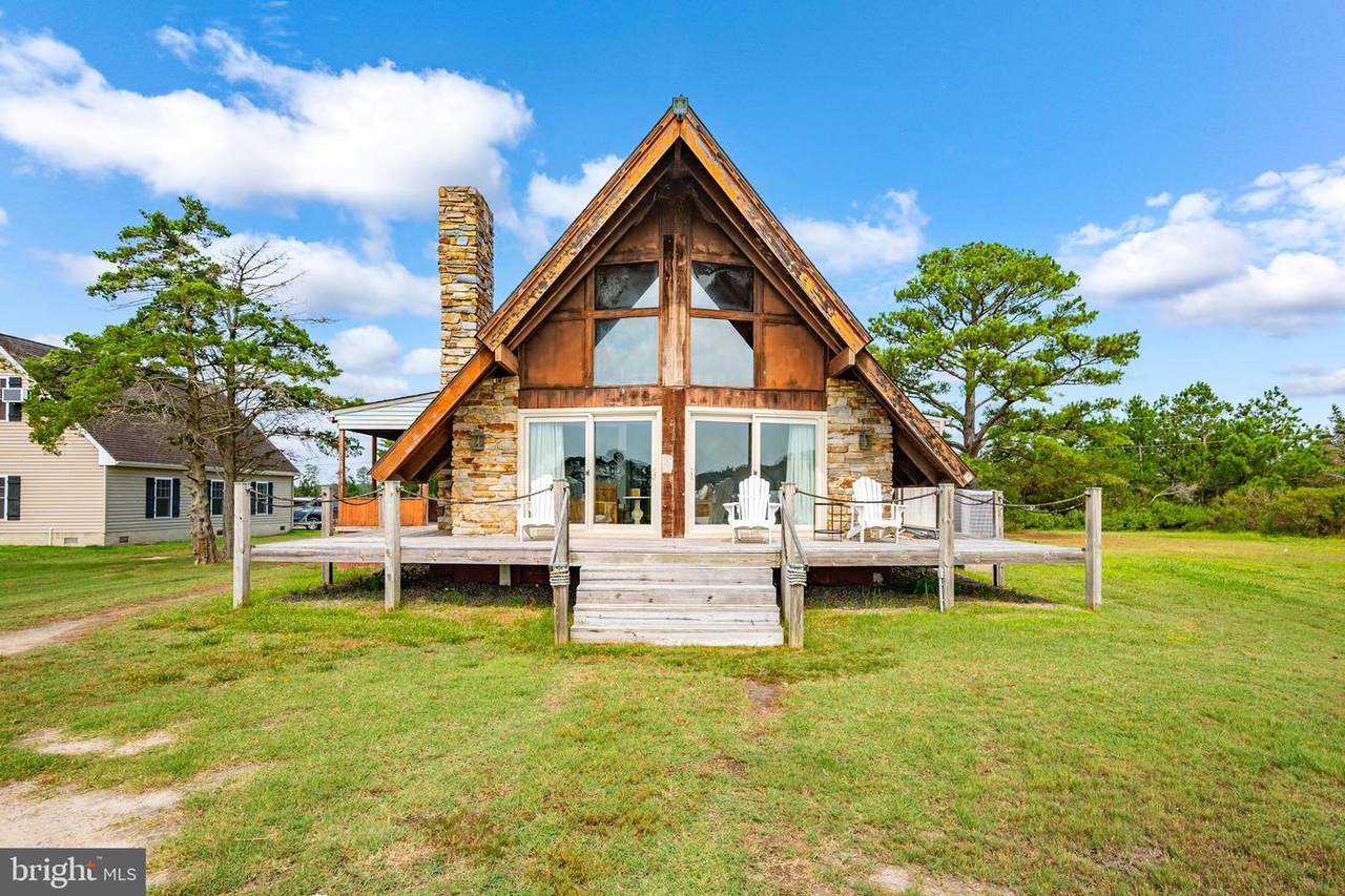 27093 Point Road - Photo 1