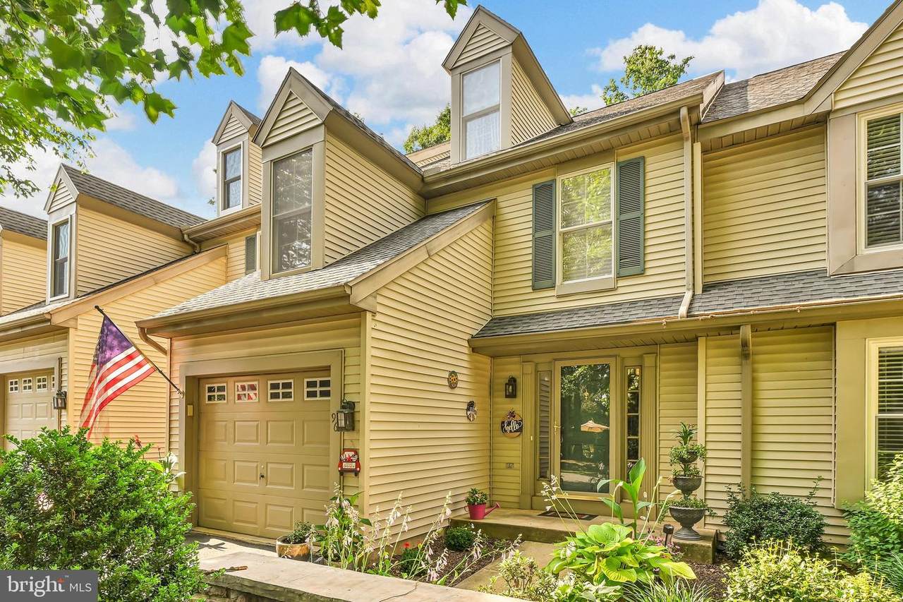 96 Hawk Valley Lane - Photo 1