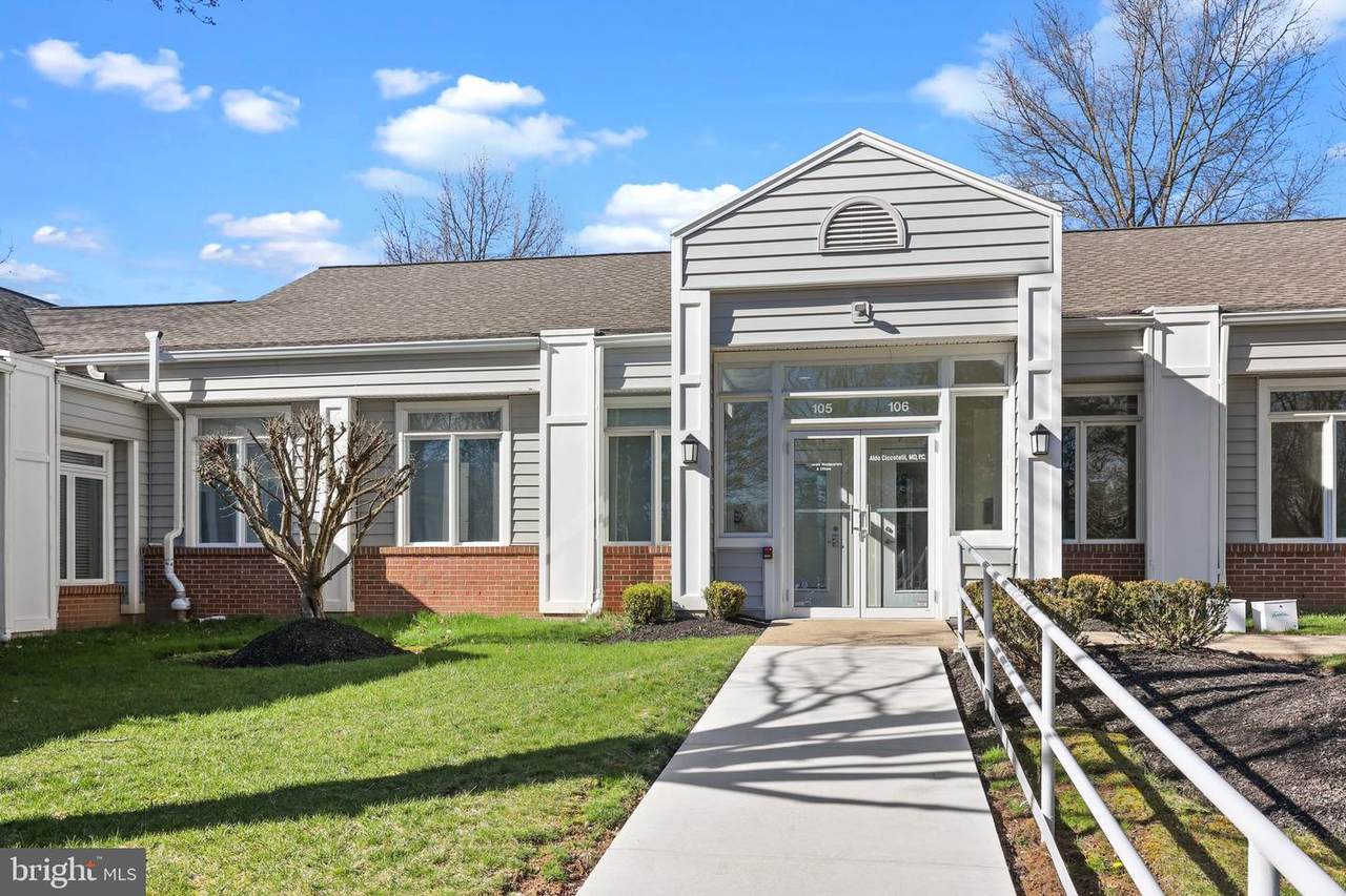 105 Corporate Drive - Photo 1
