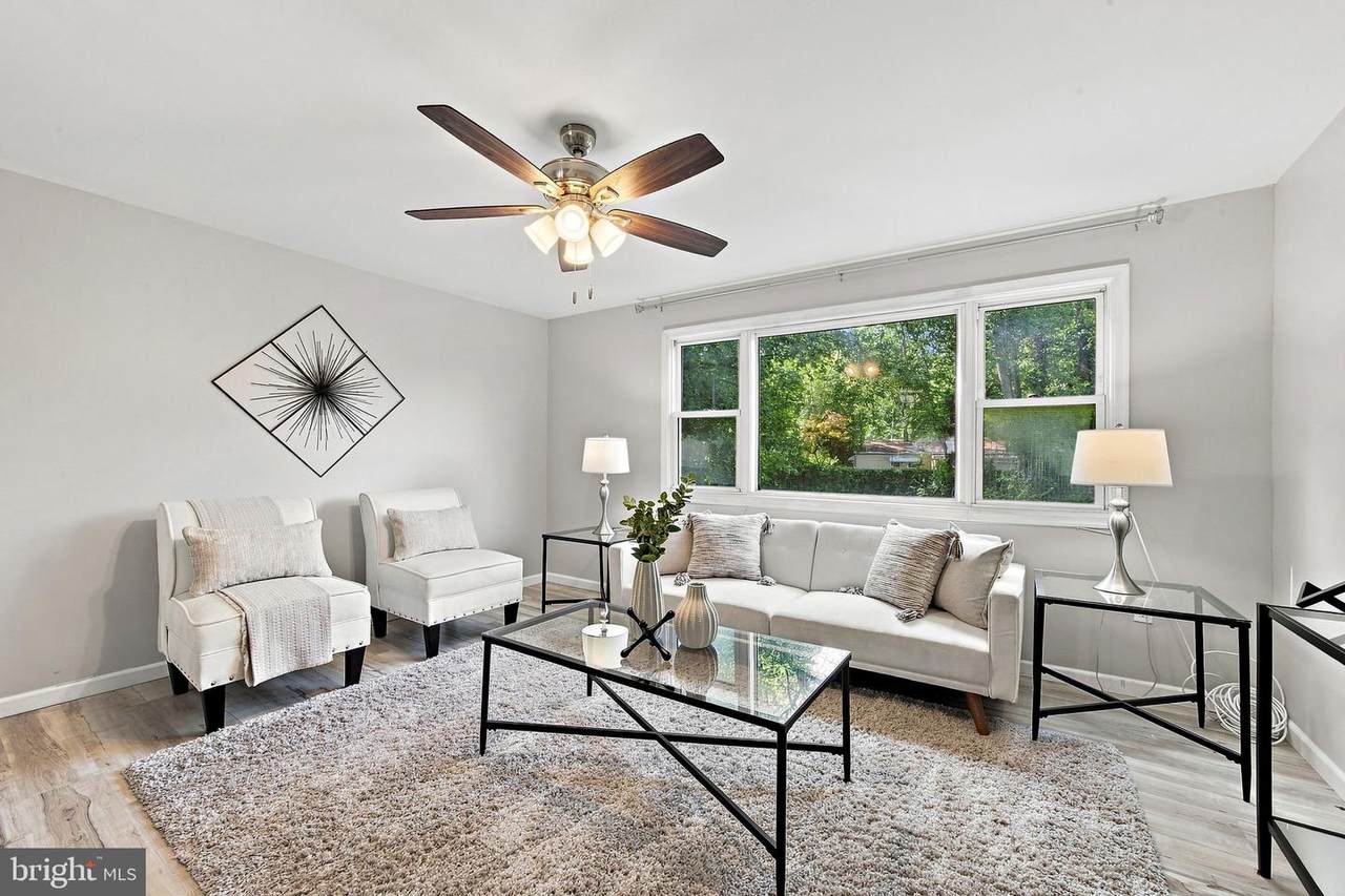 48 Oakmont Drive - Photo 1
