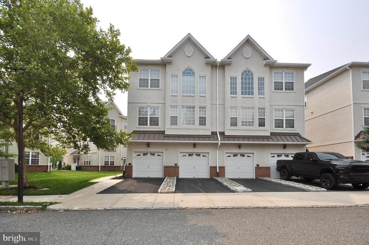 3201 Capri Drive - Photo 1
