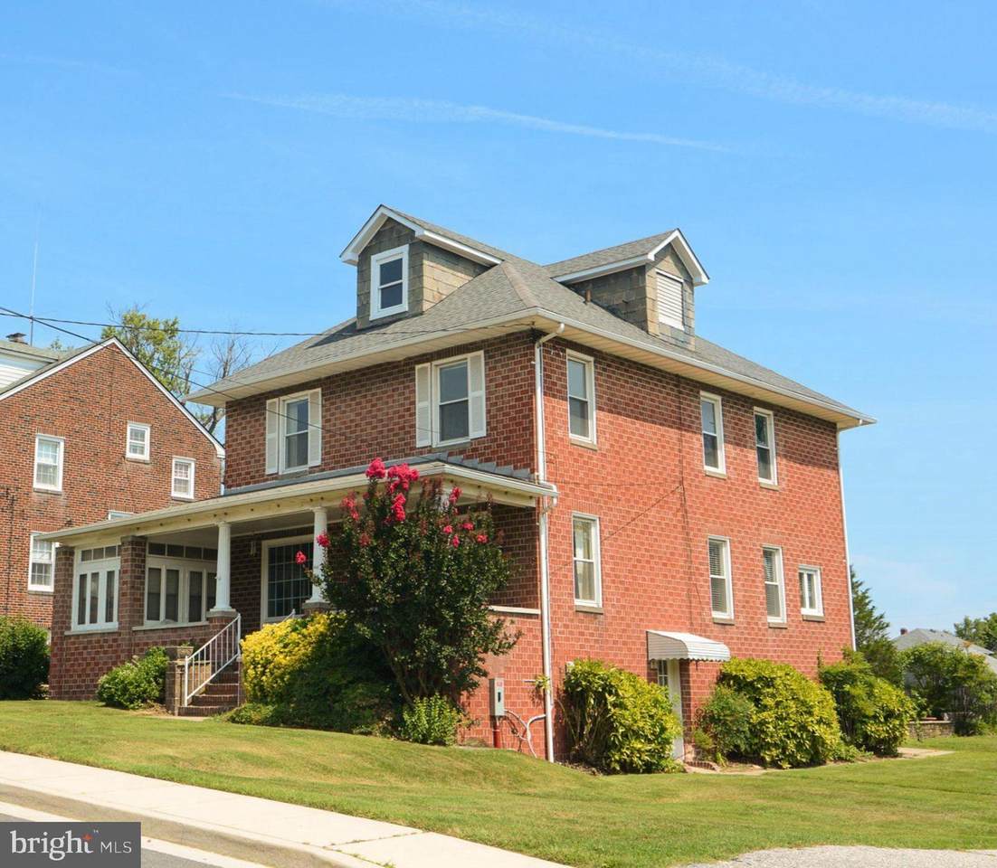3004 Moreland Avenue - Photo 1