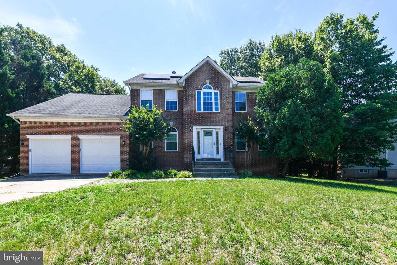 2406 Berry Thicket Court - Photo 1