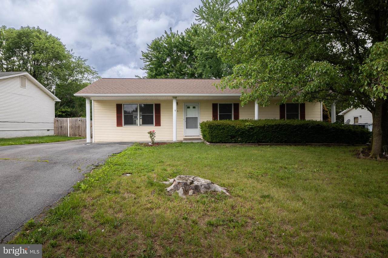 305 Hackberry Drive - Photo 1