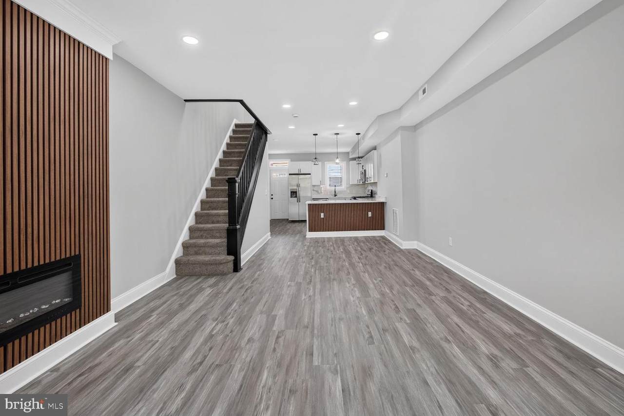 2605 Hoffman Street - Photo 1