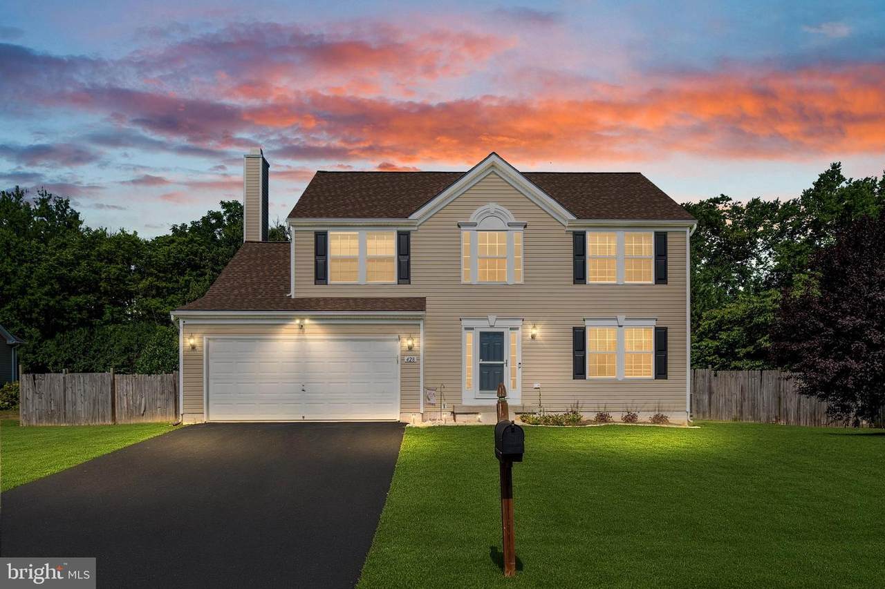 428 Calvert Circle - Photo 1