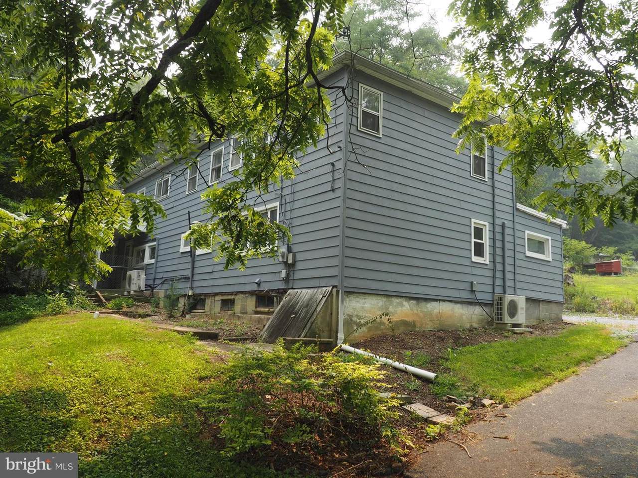 606 Mountain Road - Photo 1